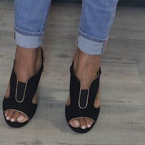 Fergalicious Black Gold Open Toe Heels Size 8